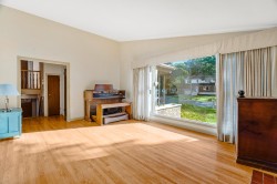 Salon - 