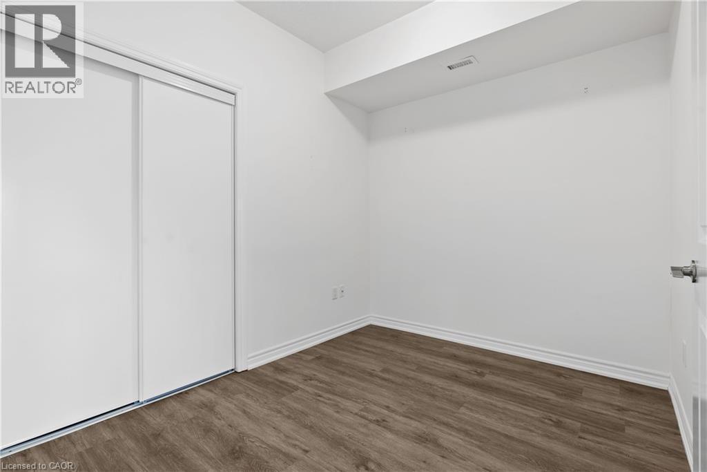 427 Aberdeen Avenue Unit# 102, Hamilton, ON - Indoor Photo Showing Other Room