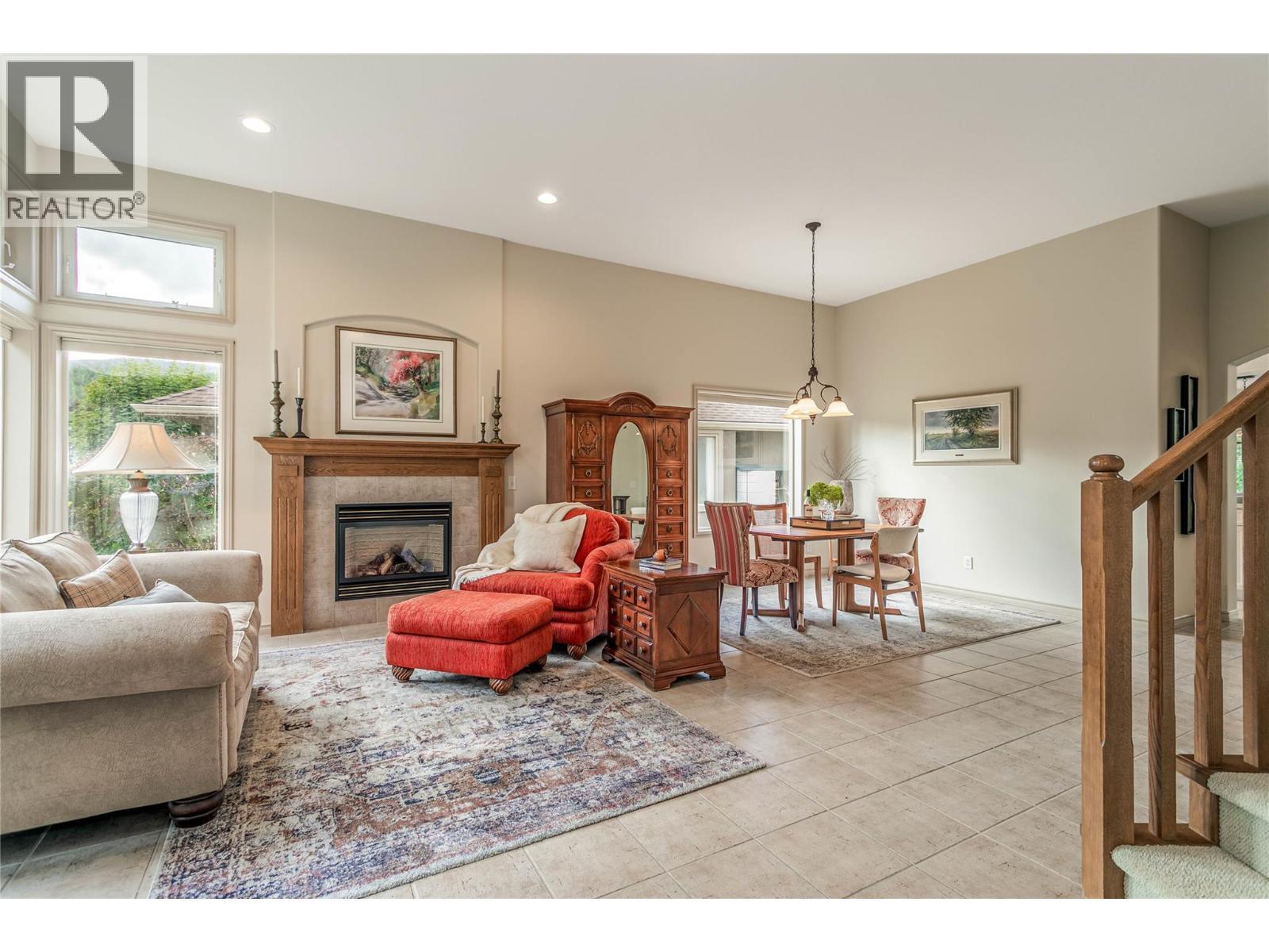 4122 Gallaghers Boulevard S, Kelowna, BC - Indoor Photo Showing Living Room With Fireplace