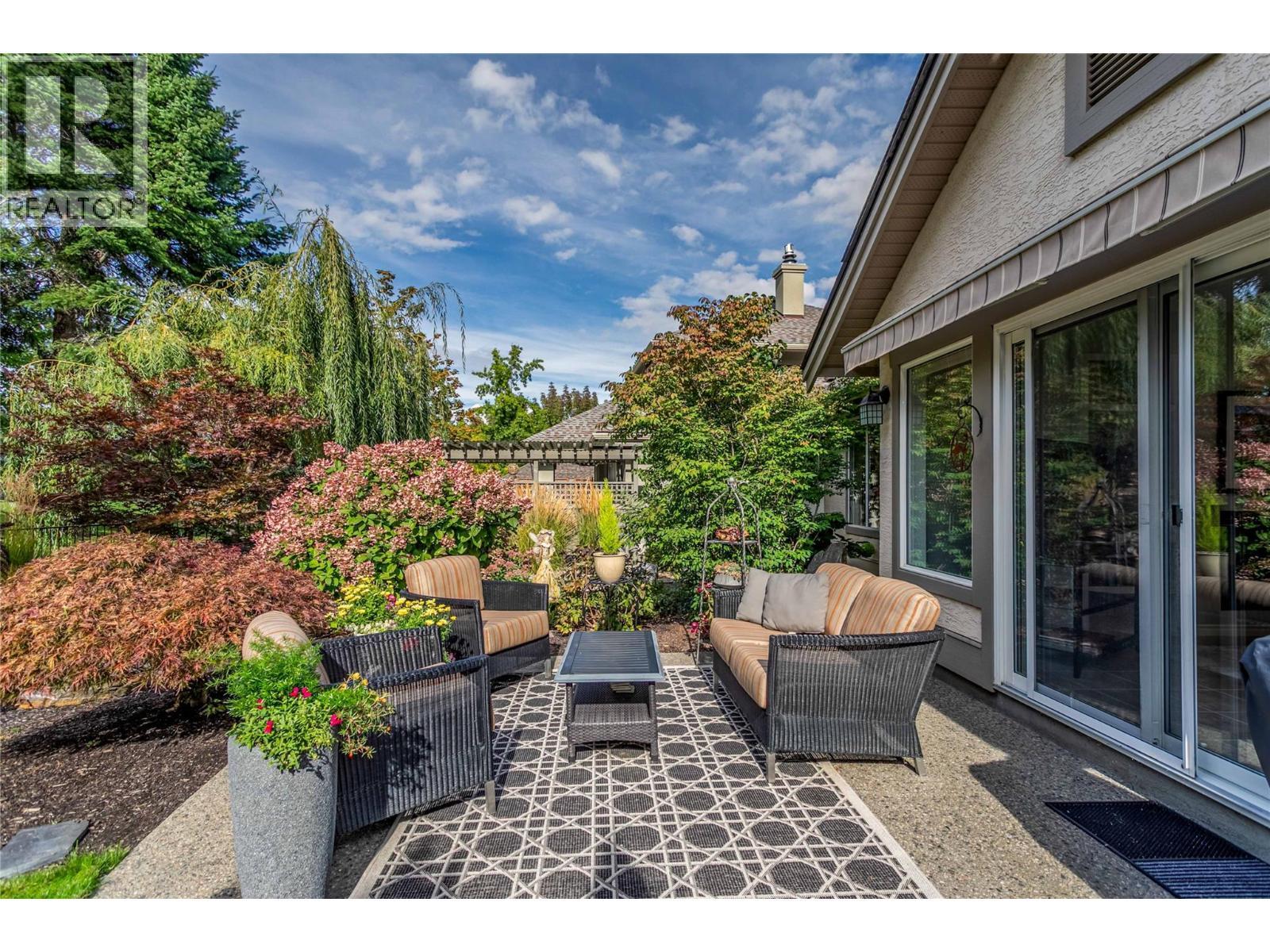 4122 Gallaghers Boulevard S, Kelowna, BC - Outdoor With Deck Patio Veranda