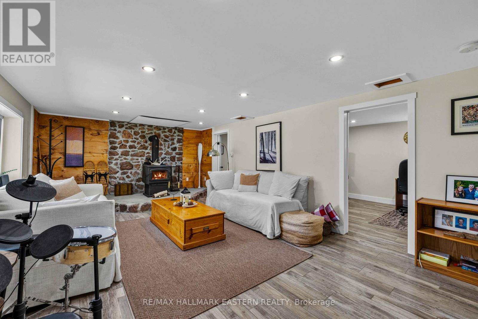2694 County Road 6 E, Douro-Dummer, ON - Indoor With Fireplace