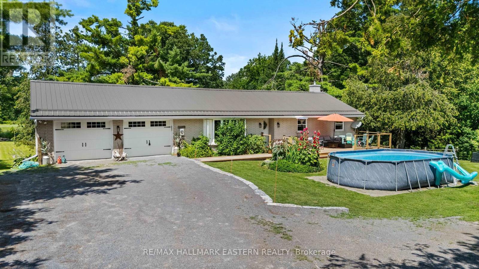 2694 County Road 6 E, Douro-Dummer, ON - Outdoor With Above Ground Pool
