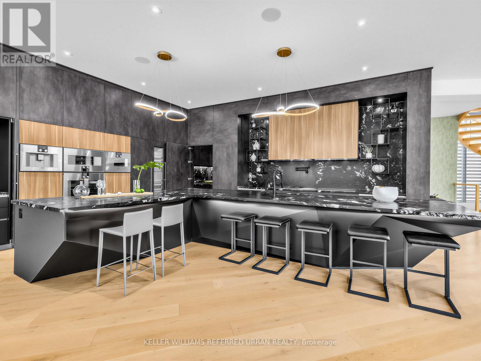 22 Hammok Crescent, Markham, ON - Indoor Photo Showing Kitchen With Upgraded Kitchen