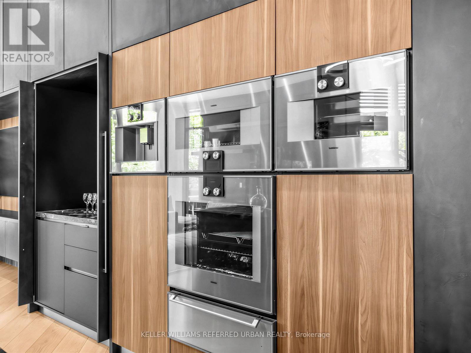 22 Hammok Crescent, Markham, ON - Indoor Photo Showing Kitchen