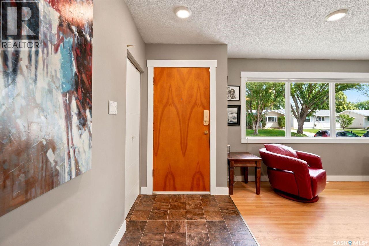 52 Tucker Crescent, Saskatoon, SK - Indoor Photo Showing Other Room