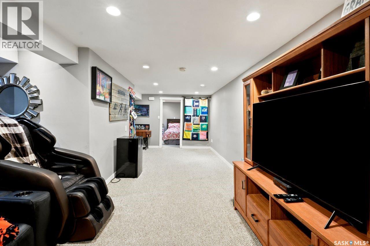 52 Tucker Crescent, Saskatoon, SK - Indoor Photo Showing Other Room