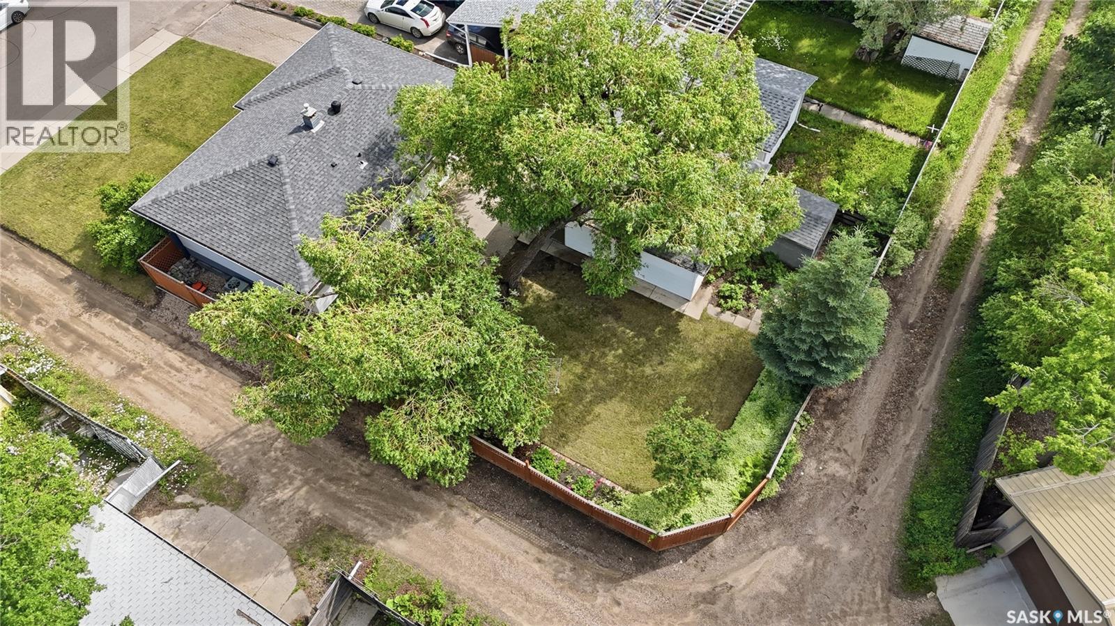 52 Tucker Crescent, Saskatoon, SK - Outdoor