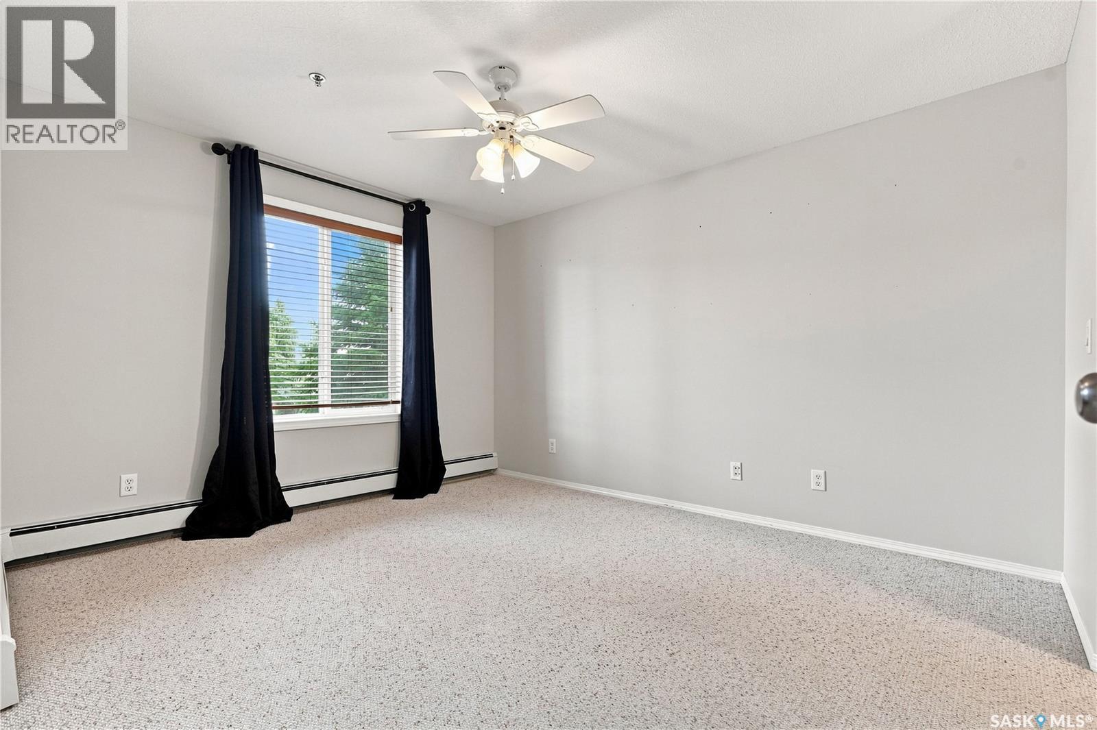 209 215 Lowe Road, Saskatoon, SK - Indoor Photo Showing Other Room