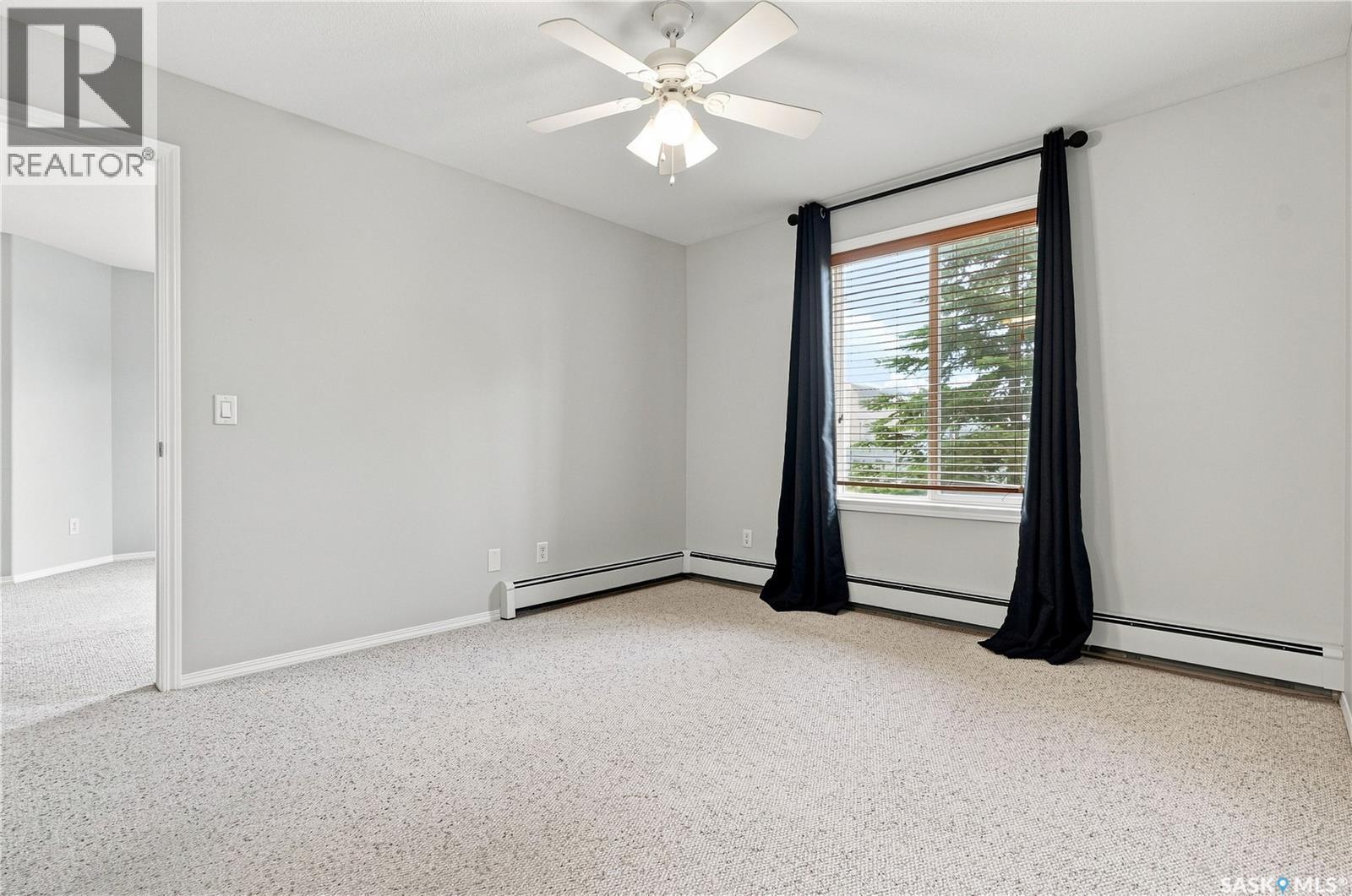209 215 Lowe Road, Saskatoon, SK - Indoor Photo Showing Other Room