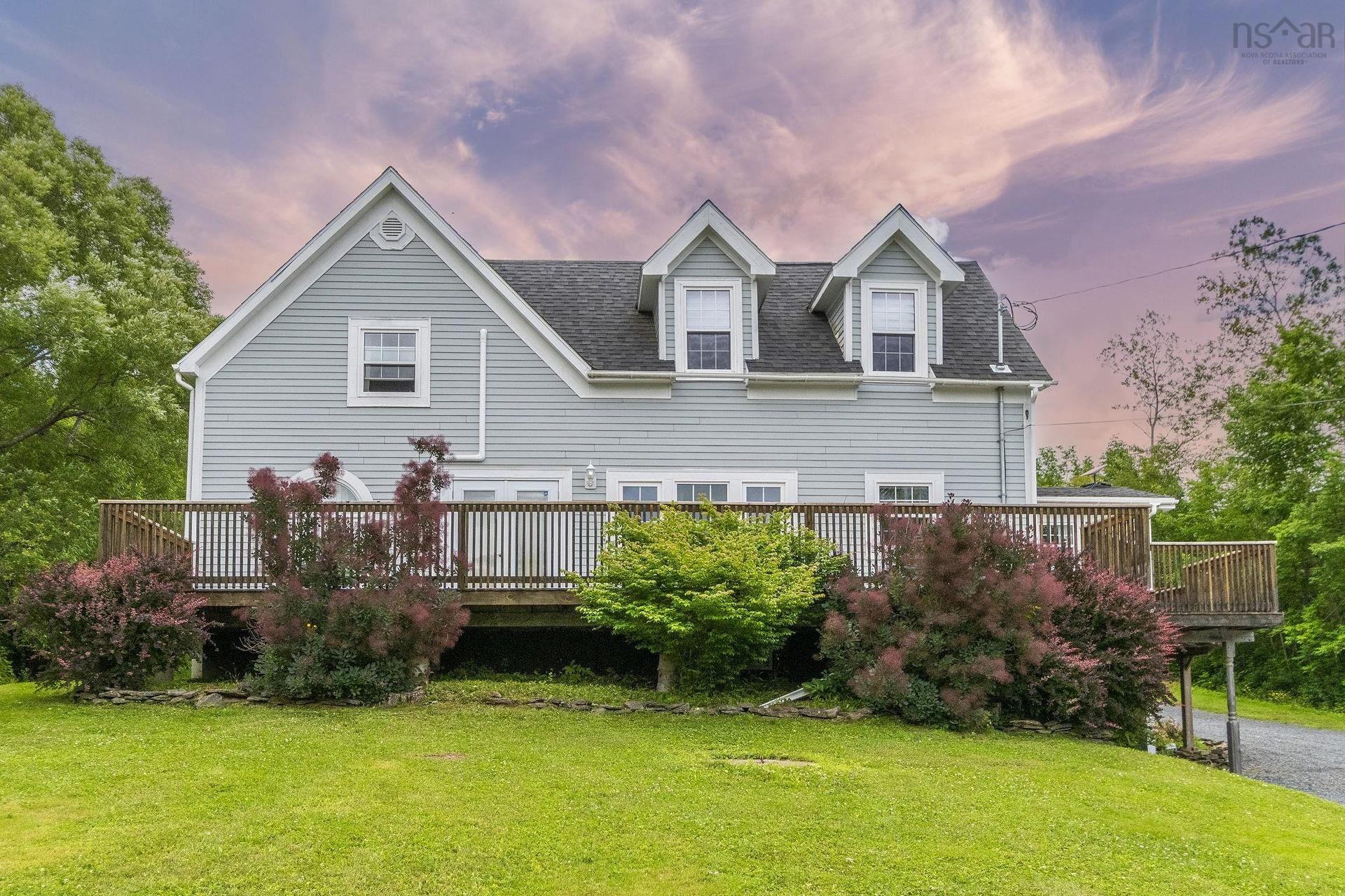 1006 Middle River Road, Rocklin, NS - Outdoor