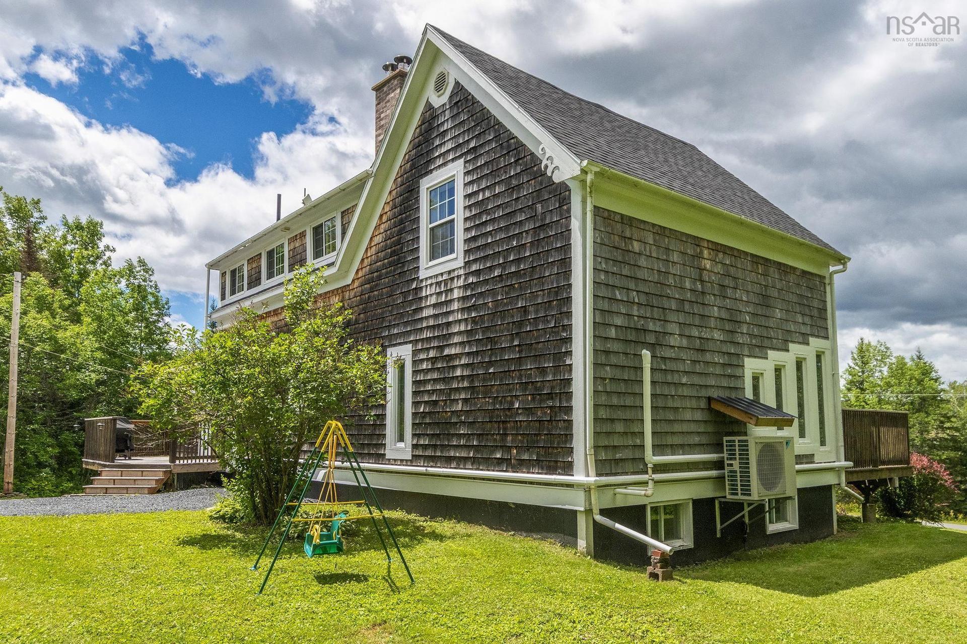 1006 Middle River Road, Rocklin, NS - Outdoor