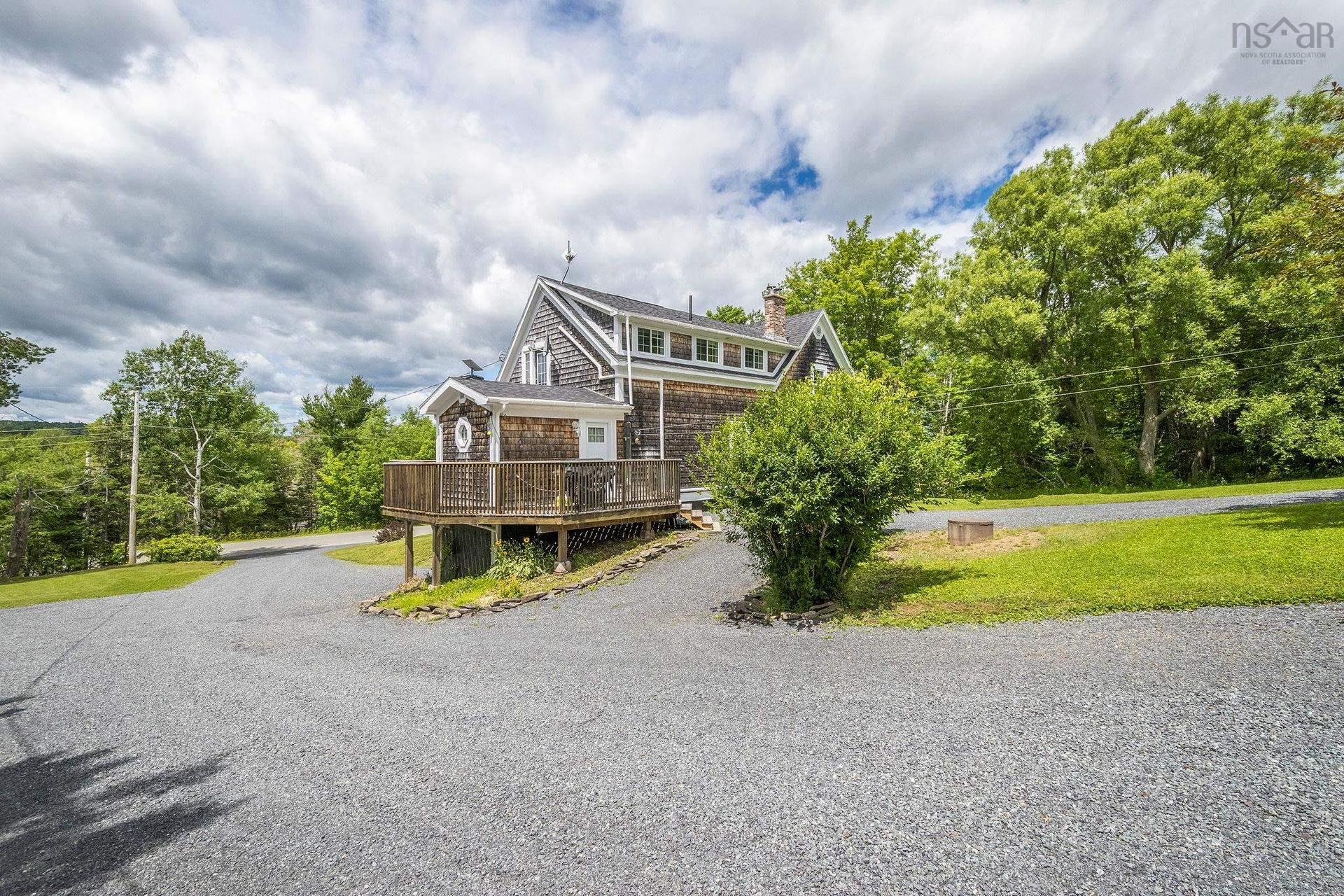 1006 Middle River Road, Rocklin, NS - Outdoor With Deck Patio Veranda