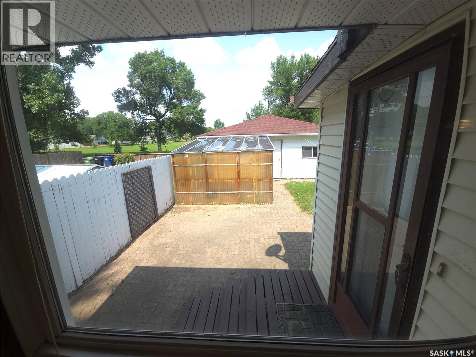 2509 Taylor Street, Saskatoon, SK - Outdoor With Exterior