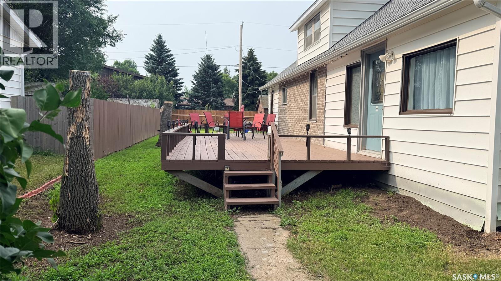 402 Saskatchewan Avenue, Torquay, SK - Outdoor