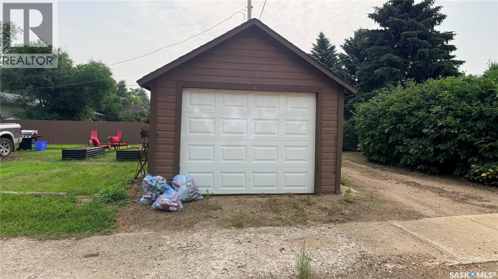402 Saskatchewan Avenue, Torquay, SK - Outdoor