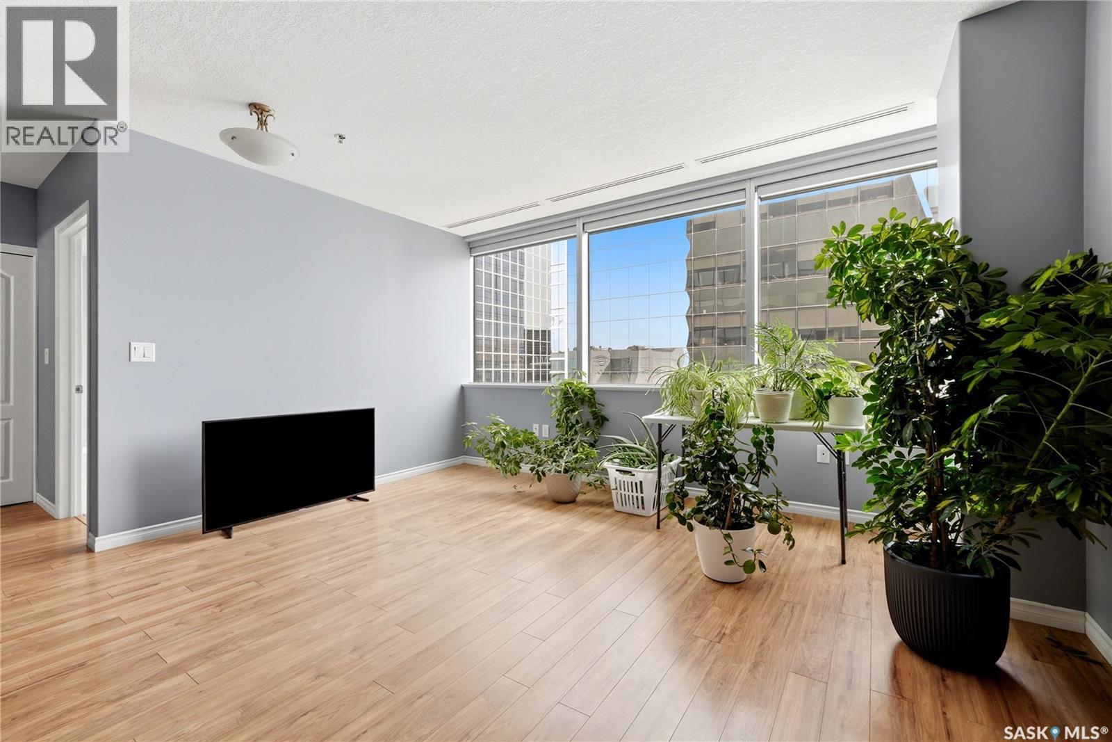 1102 1914 Hamilton Street, Regina, SK - Indoor
