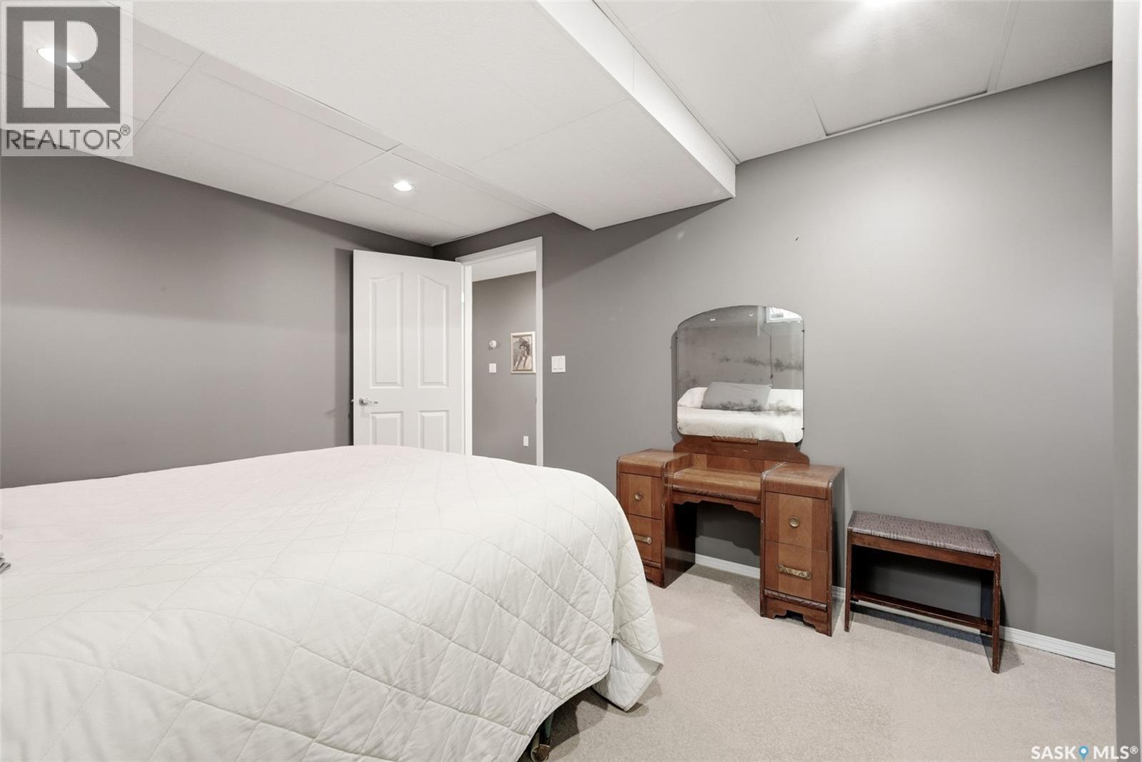 3940 Nottingham Crescent, Regina, SK - Indoor Photo Showing Bedroom