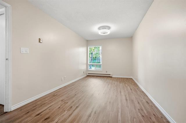 11-760 River Rd, Winnipeg, MB - Indoor Photo Showing Other Room