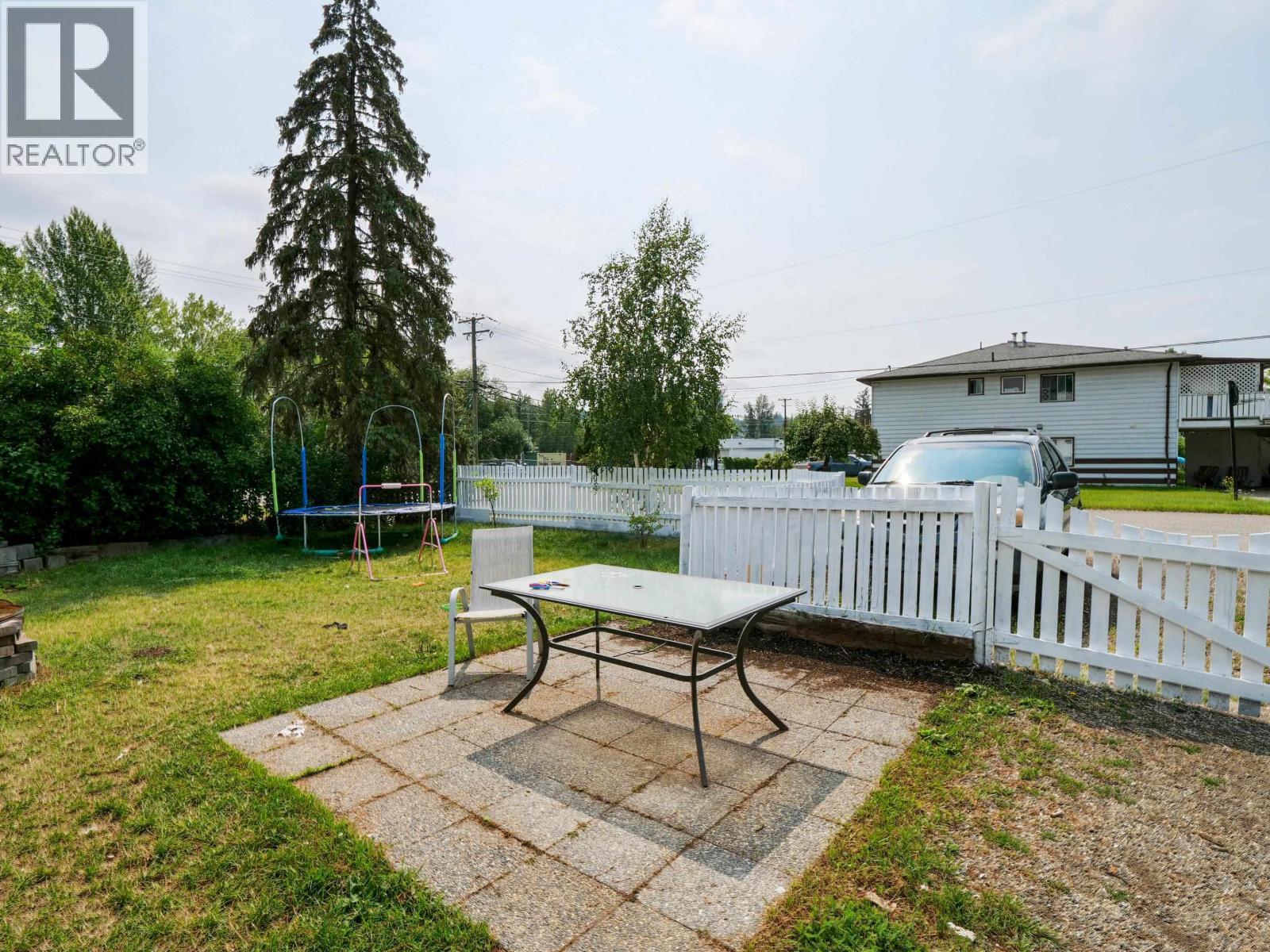 201 Lewis Drive, Quesnel, BC - Outdoor With Backyard