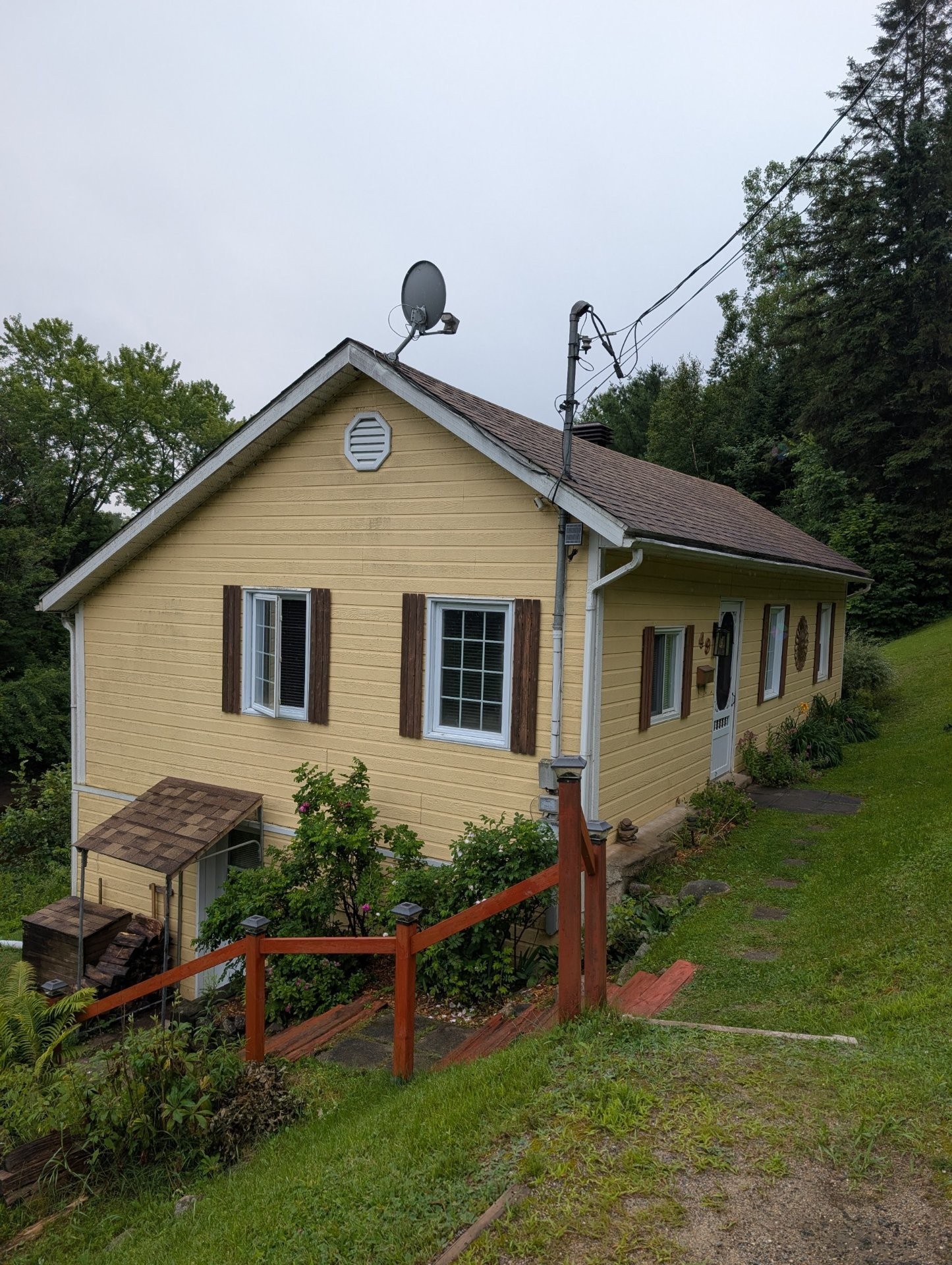 Façade - 49 Ch. De La Rouge, Brébeuf, QC - Outdoor