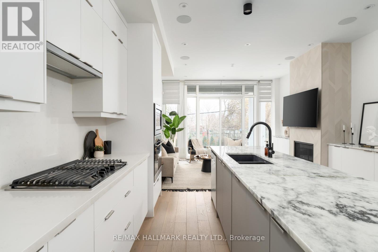 167 Sammon Avenue, Toronto, ON - Indoor Photo Showing Kitchen With Double Sink With Upgraded Kitchen