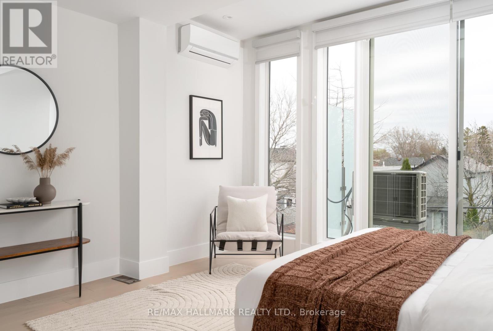 167 Sammon Avenue, Toronto, ON - Indoor Photo Showing Bedroom