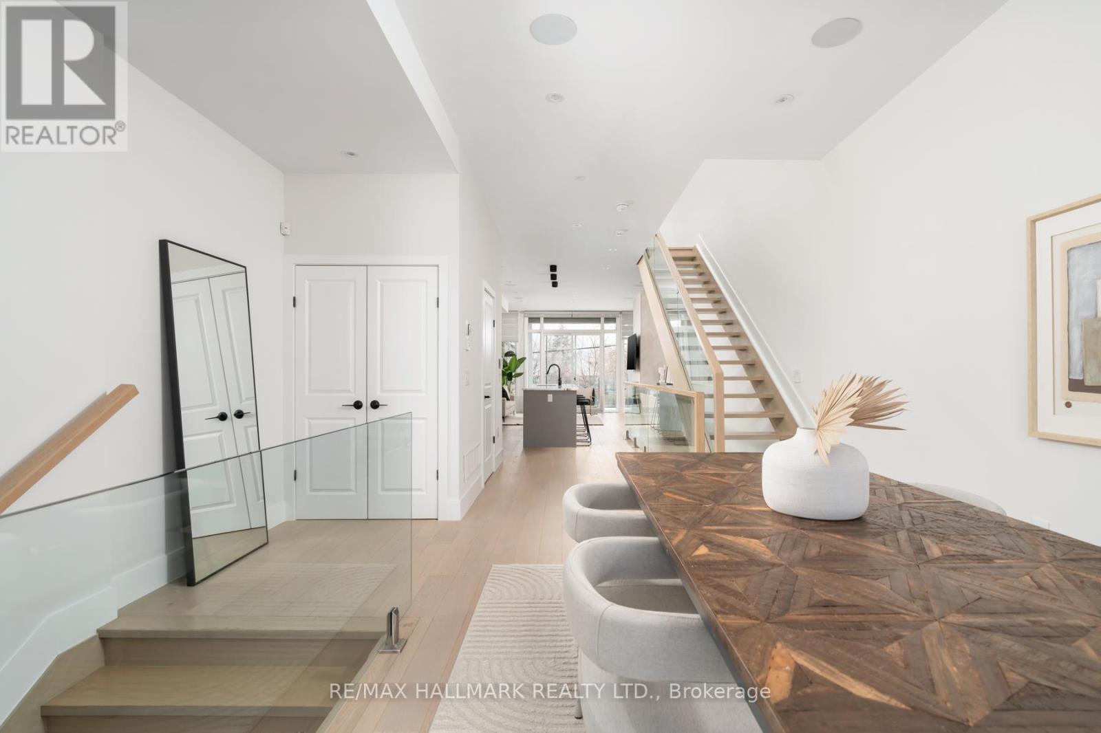 167 Sammon Avenue, Toronto, ON - Indoor Photo Showing Other Room