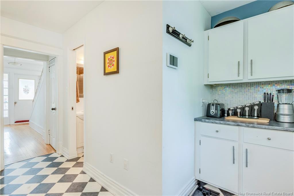 360-362 Cameron St, Moncton, NB - Indoor Photo Showing Other Room