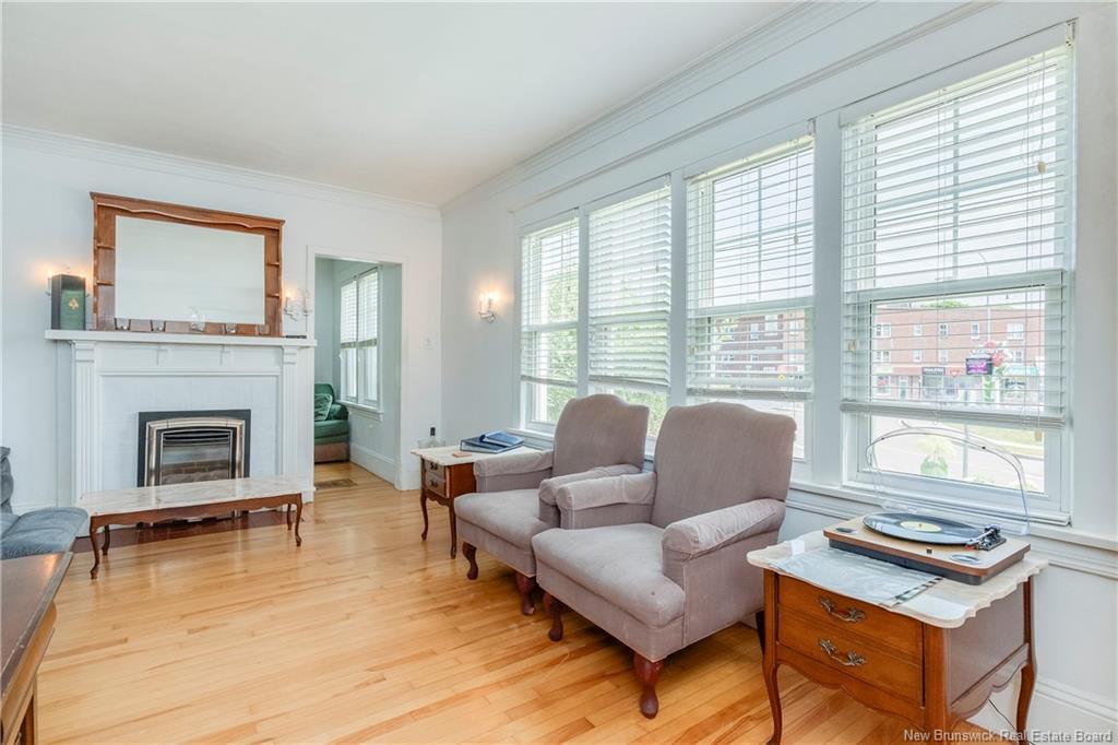 360-362 Cameron St, Moncton, NB - Indoor Photo Showing Living Room With Fireplace