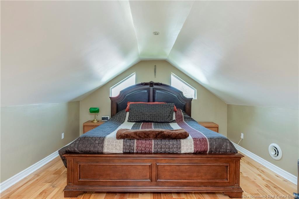 360-362 Cameron St, Moncton, NB - Indoor Photo Showing Bedroom