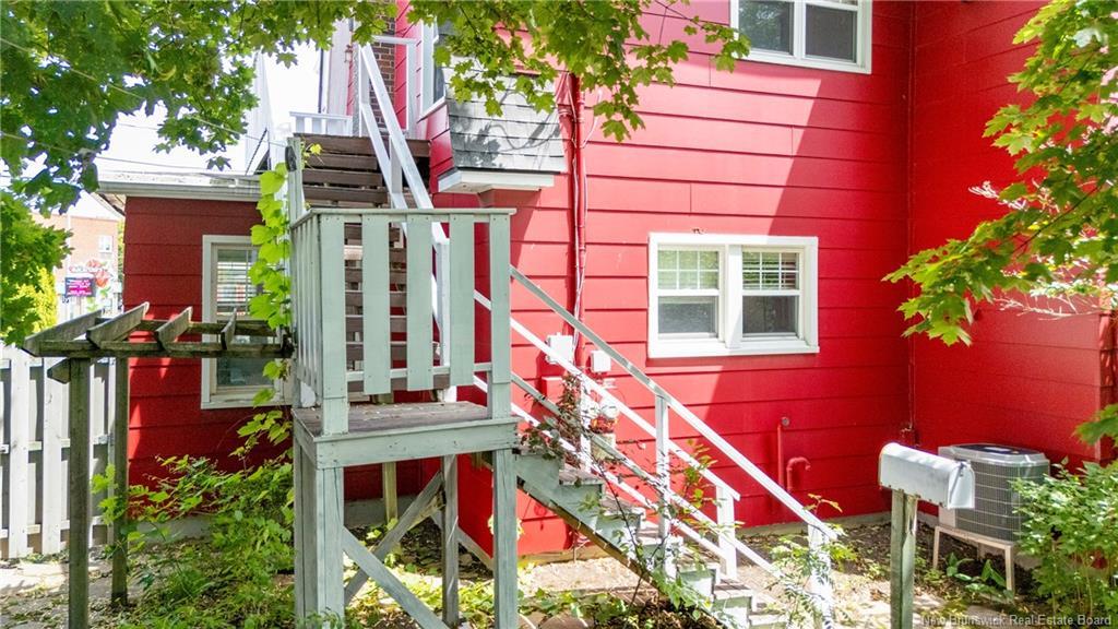 360-362 Cameron St, Moncton, NB - Outdoor