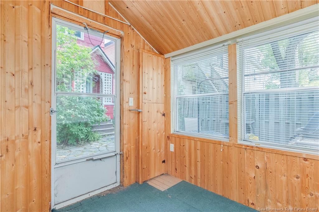 360-362 Cameron St, Moncton, NB - Indoor Photo Showing Other Room