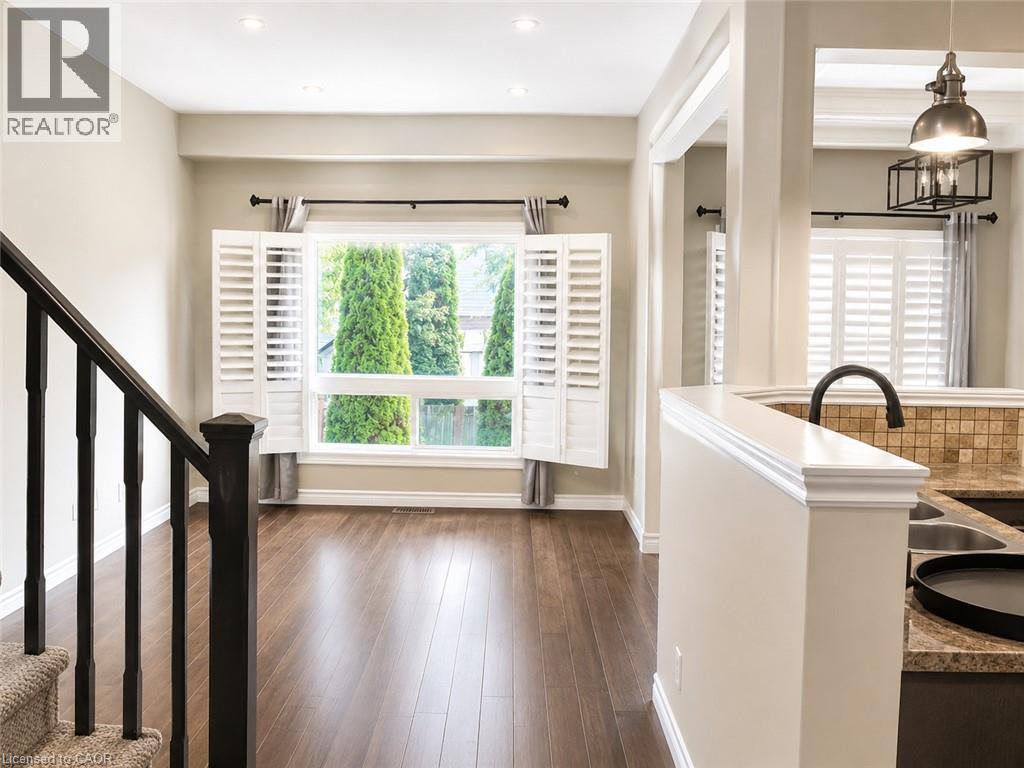Upper-313 Featherstone Crescent, Kitchener, ON - Indoor