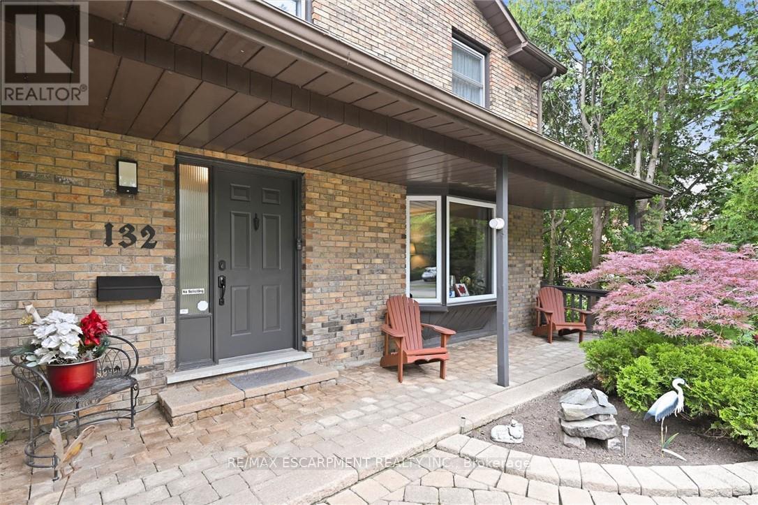 132 Hampton Heath Road, Burlington, ON - Outdoor With Deck Patio Veranda