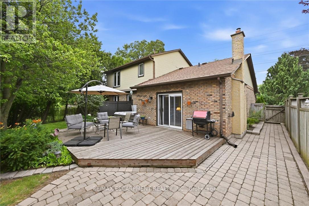 132 Hampton Heath Road, Burlington, ON - Outdoor With Deck Patio Veranda With Exterior