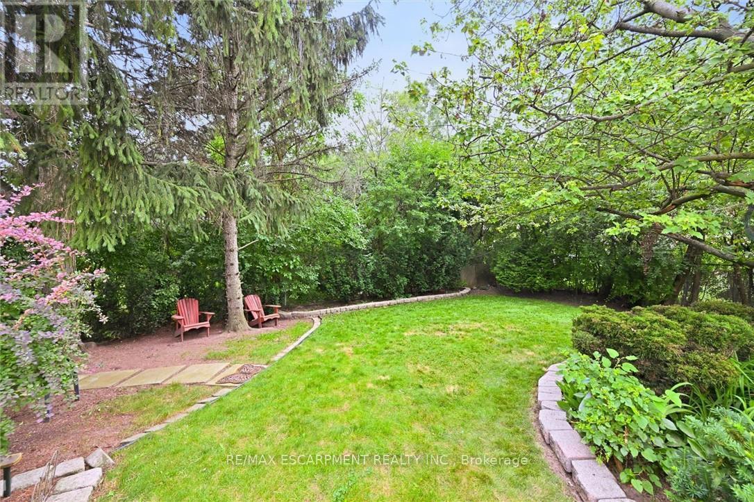 132 Hampton Heath Road, Burlington, ON - Outdoor
