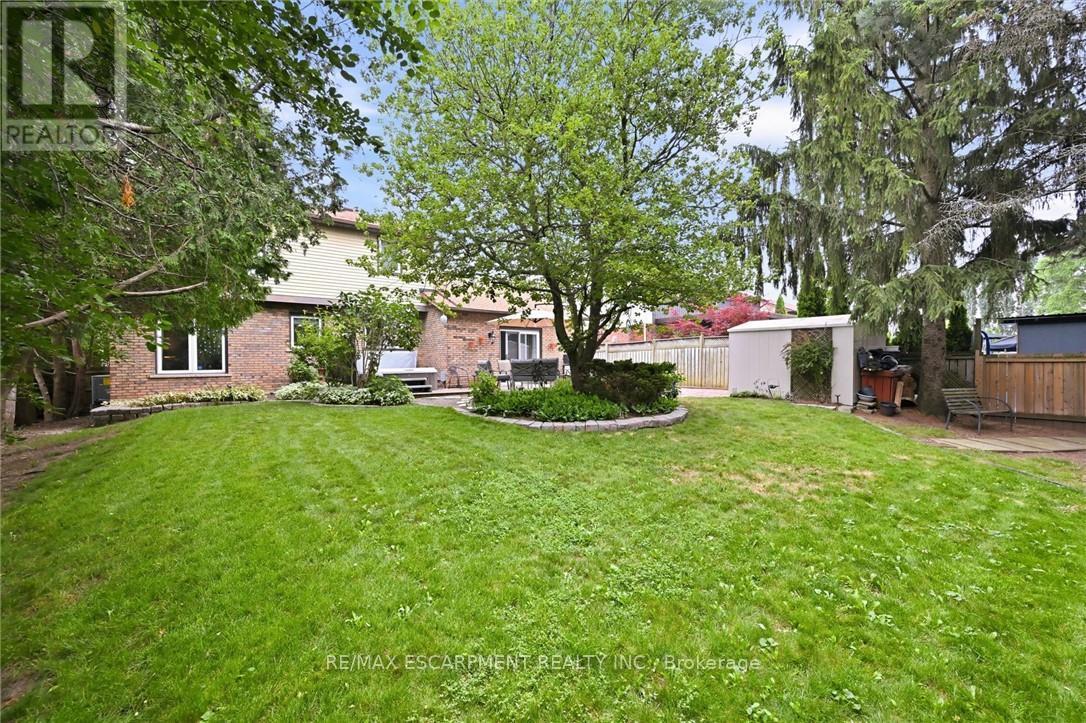 132 Hampton Heath Road, Burlington, ON - Outdoor