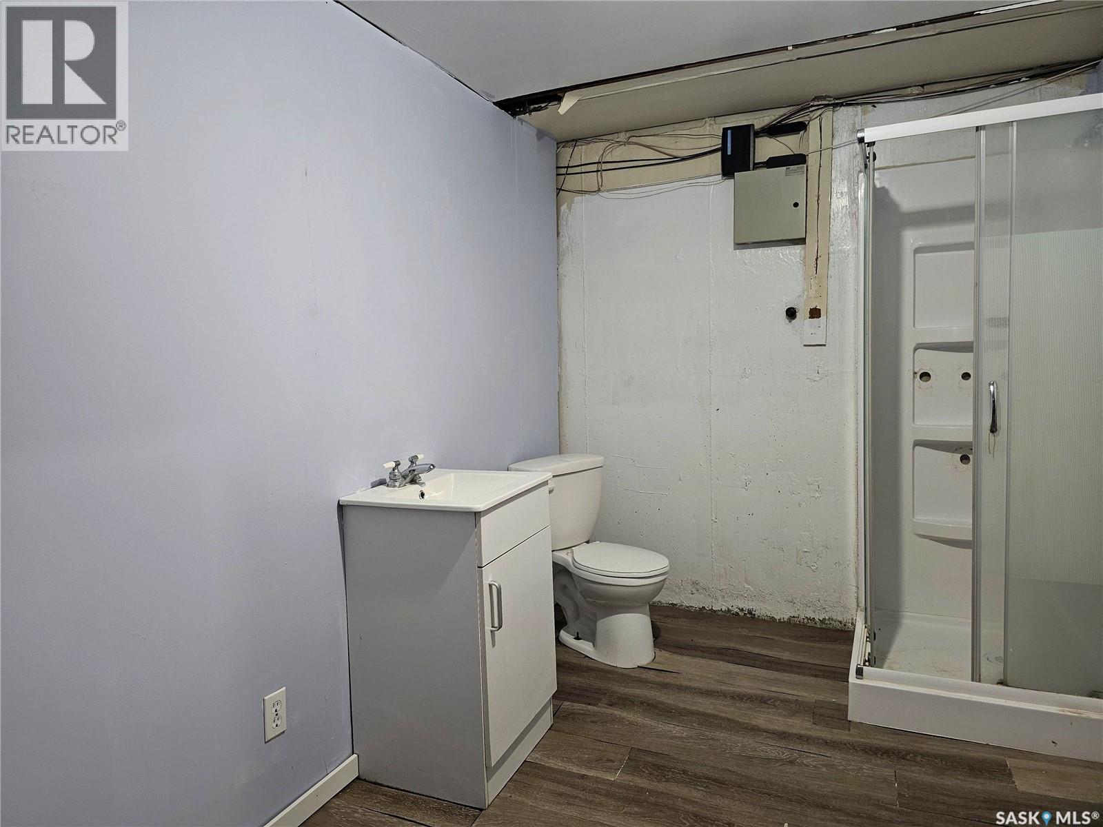 1641 103Rd Street, North Battleford, SK - Indoor Photo Showing Bathroom