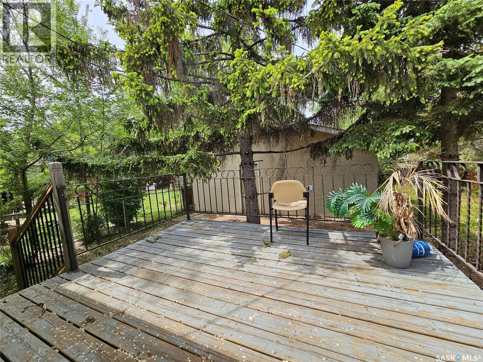 1641 103Rd Street, North Battleford, SK - Outdoor With Deck Patio Veranda