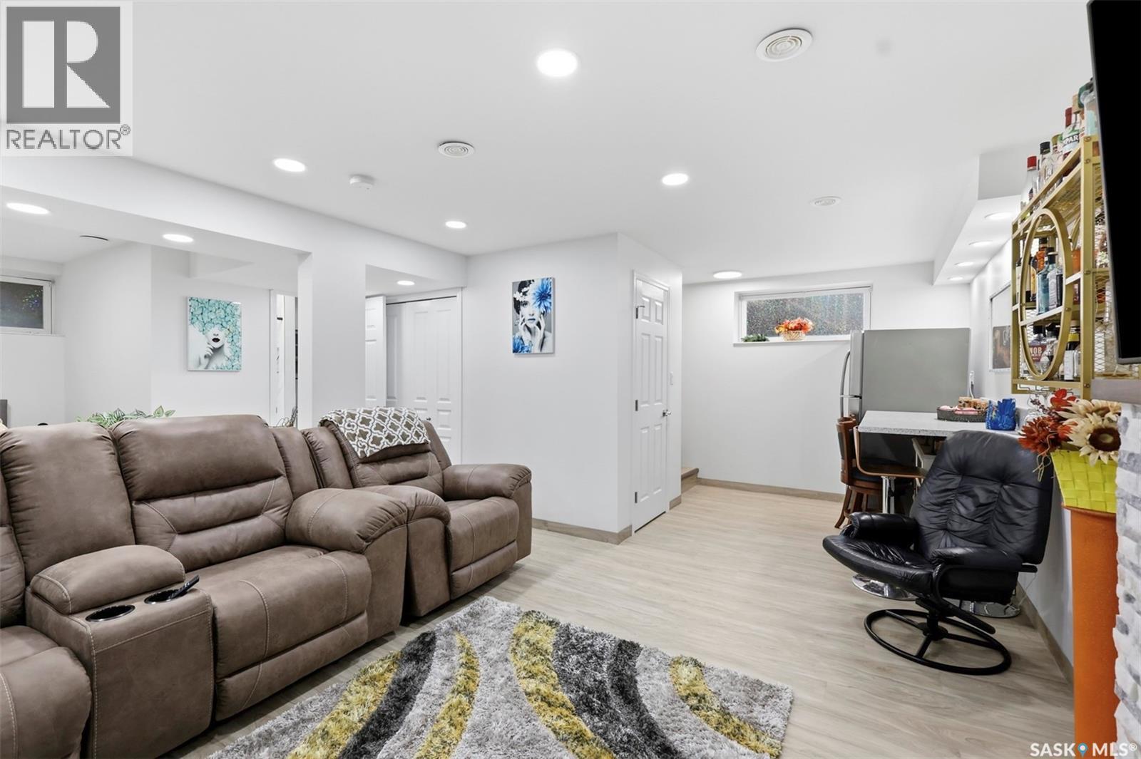 503 Maple Crescent, Warman, SK - Indoor
