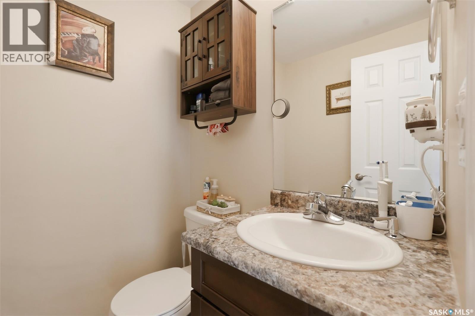 503 Maple Crescent, Warman, SK - Indoor Photo Showing Bathroom