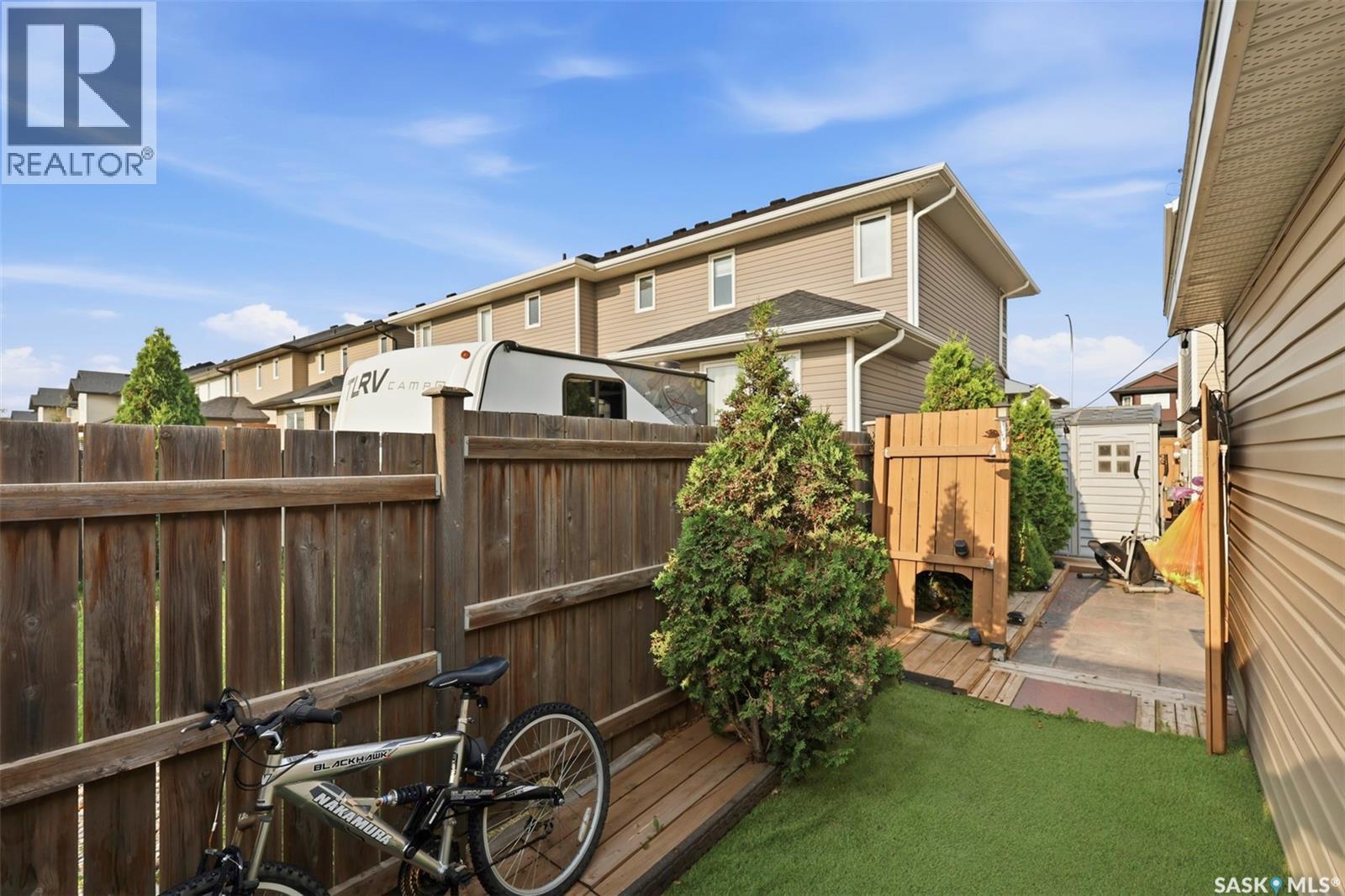503 Maple Crescent, Warman, SK - Outdoor
