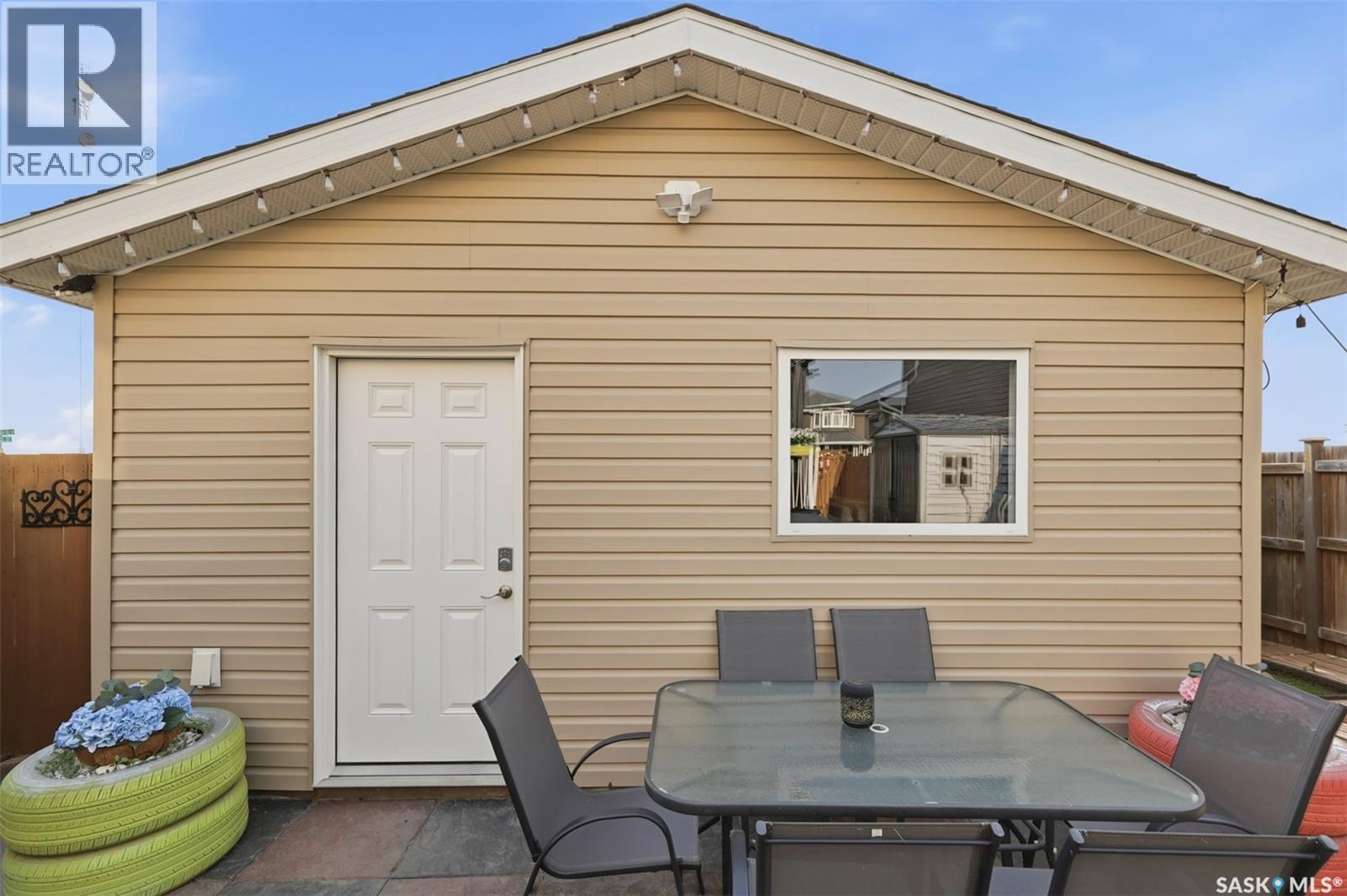 503 Maple Crescent, Warman, SK - Outdoor With Deck Patio Veranda With Exterior