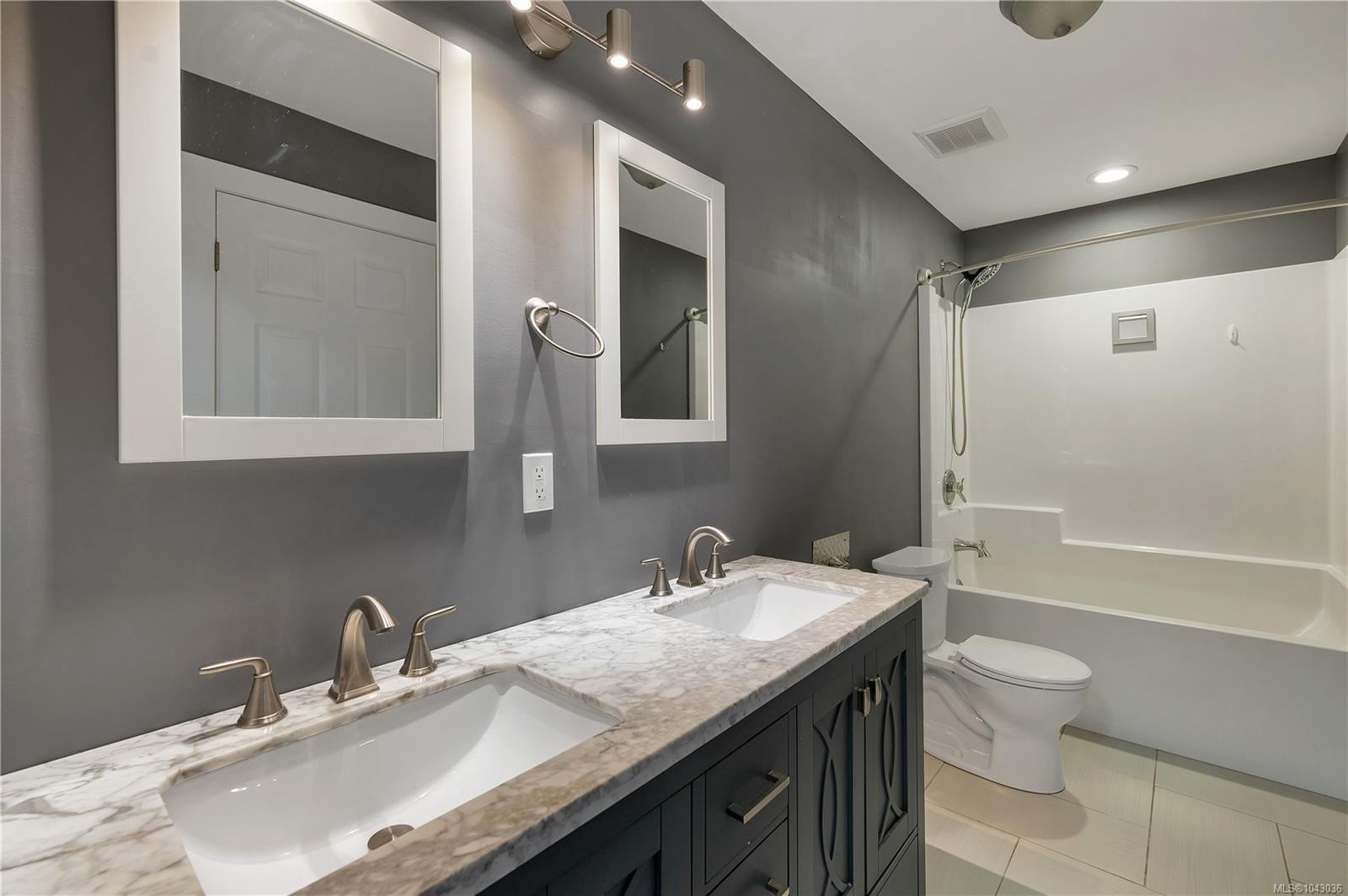 428 Raza Pl, Campbell River, BC