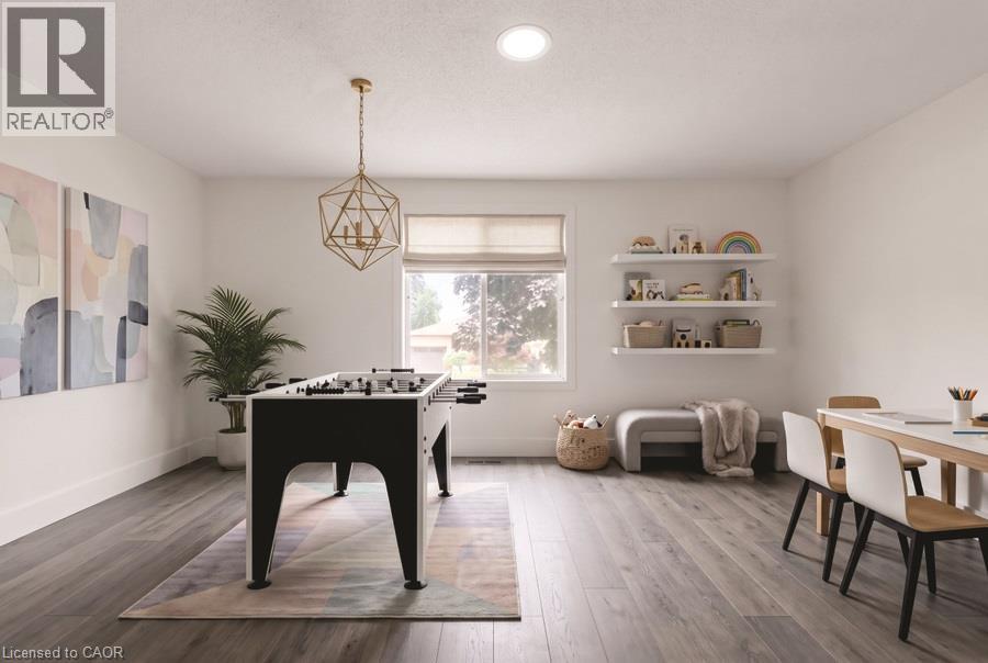 VIRTUALLY STAGED - 345 Berkindale Drive, Hamilton, ON - Indoor Photo Showing Other Room