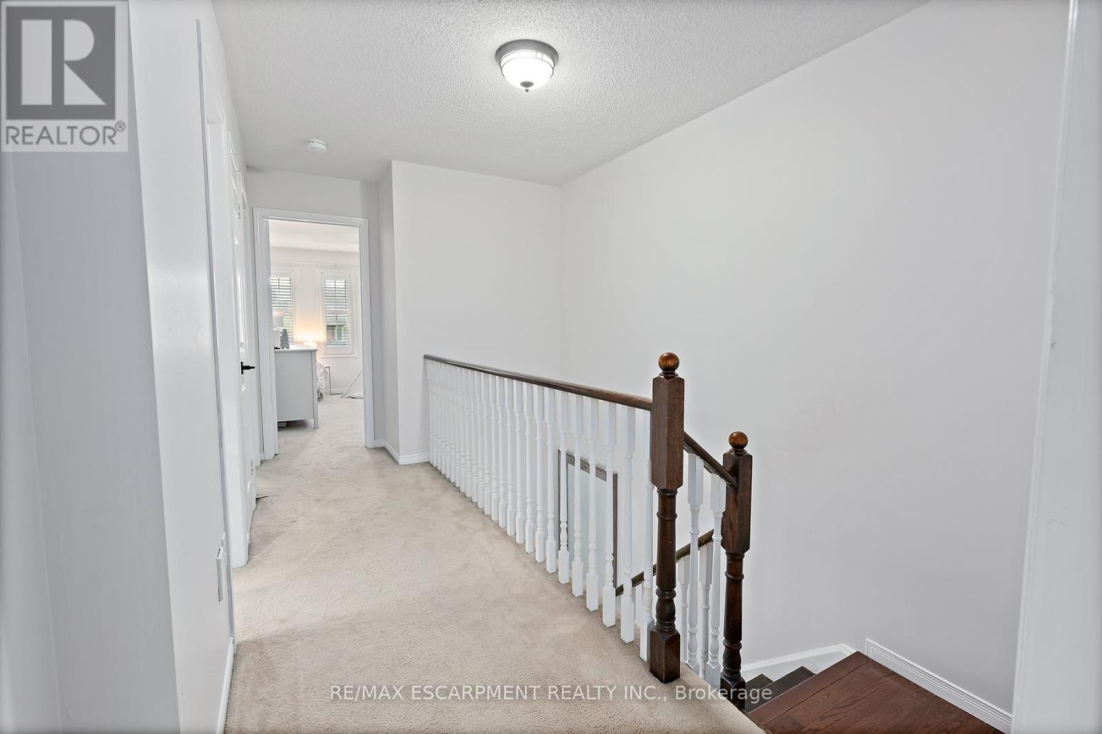 5111 Silvercreek Drive, Burlington, ON - Indoor Photo Showing Other Room