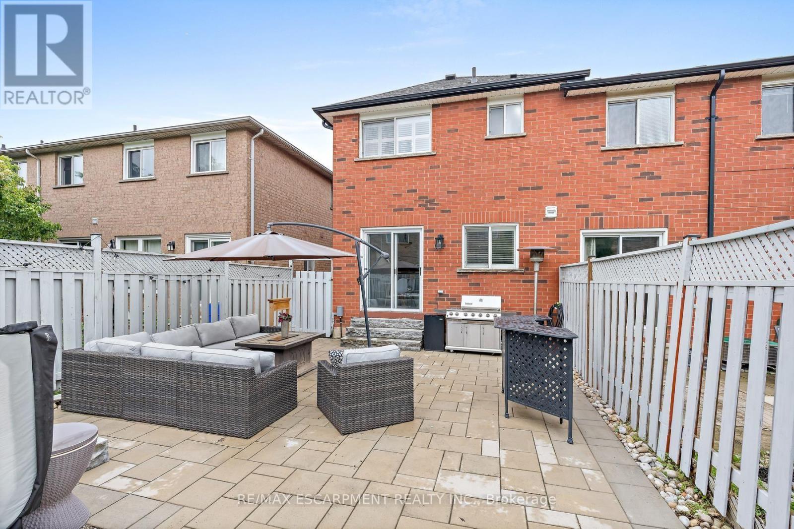 5111 Silvercreek Drive, Burlington, ON - Outdoor With Deck Patio Veranda With Exterior