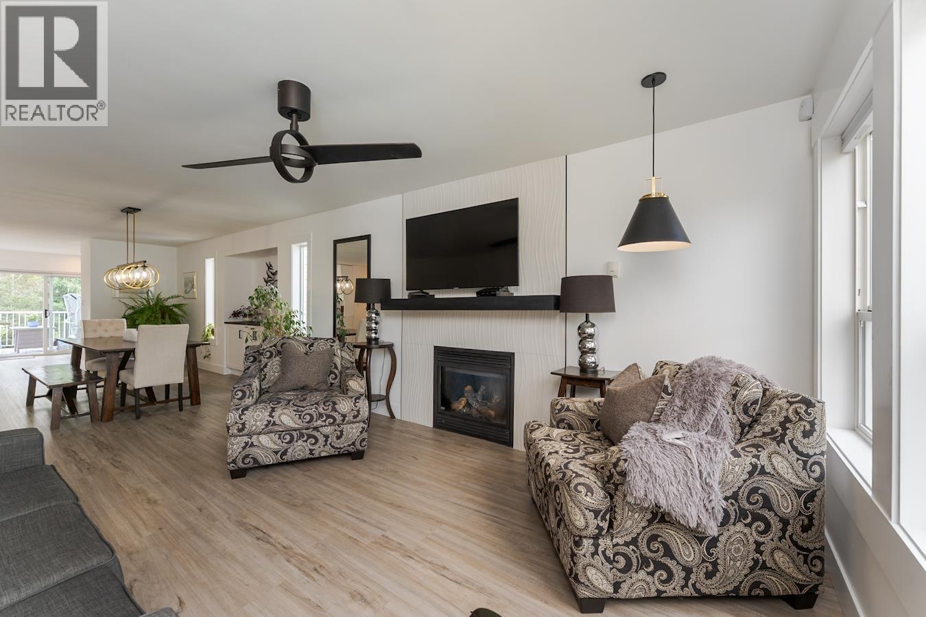 5940 Kovachich Drive, Prince George, BC - Indoor Photo Showing Living Room With Fireplace