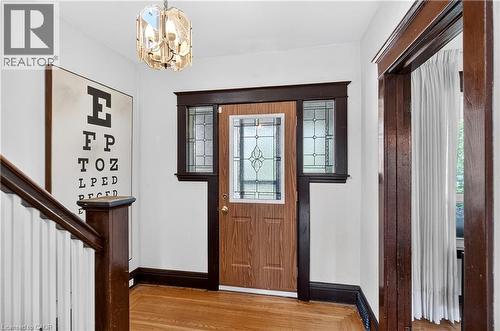 172 Kensington Avenue S, Hamilton, ON - Indoor Photo Showing Other Room