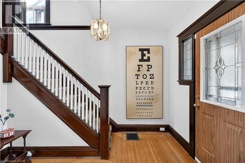 172 Kensington Avenue S, Hamilton, ON - Indoor Photo Showing Other Room